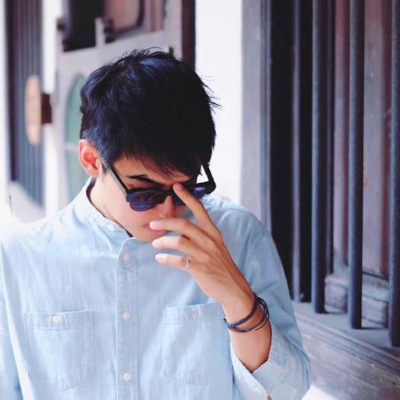 Meet your Posher, Venizio - Picture 1 of 1